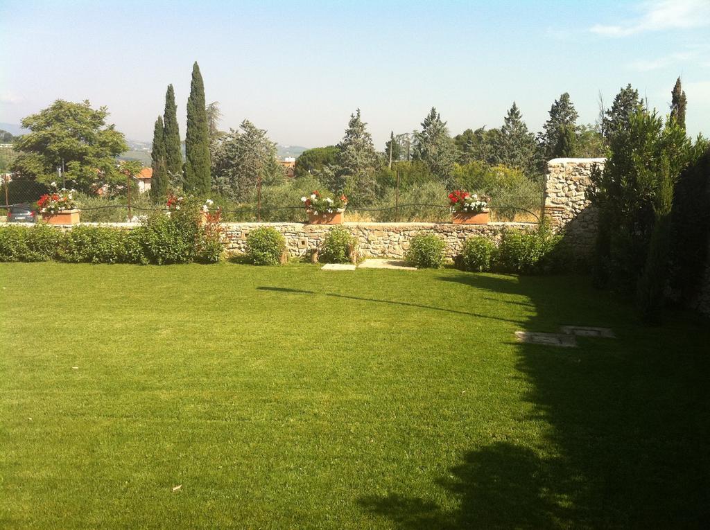 Casa Religiosa Di Ospitalita San Ponziano Bed & Breakfast Spoleto Bagian luar foto